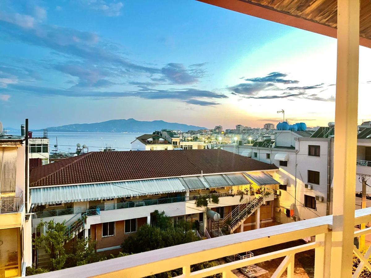 סרנדה Hotel Aulona מראה חיצוני תמונה
