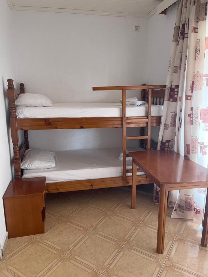 סרנדה Hotel Aulona מראה חיצוני תמונה