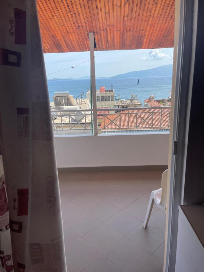 סרנדה Hotel Aulona מראה חיצוני תמונה